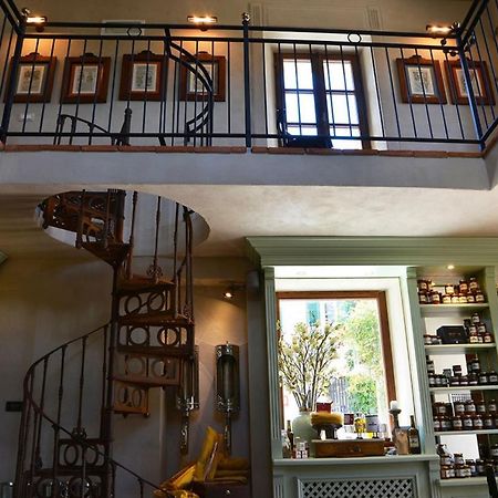 La Piazzetta Degli Artisti - Boutique B&B Bossolasco Exterior foto