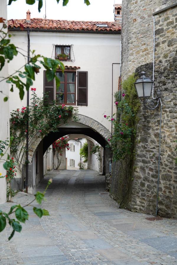 La Piazzetta Degli Artisti - Boutique B&B Bossolasco Exterior foto